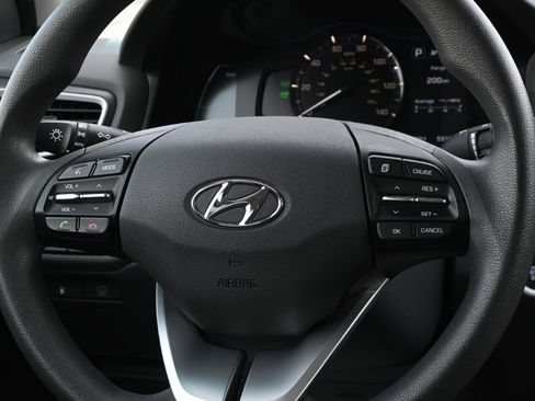 Used 2019 Hyundai Ioniq Blue FWD image 28