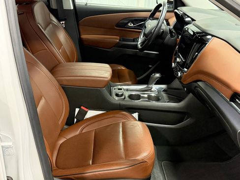 Used 2018 Chevrolet Traverse High Country image 22