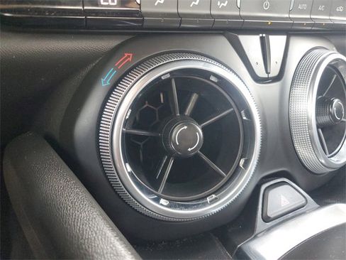 Used 2023 Chevrolet Camaro LT image 27