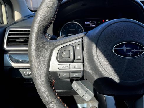 Used 2017 Subaru Crosstrek 2.0i Limited AWD/4WD image 10