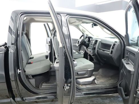 Used 2015 RAM 1500 Express w/ Black Ram 1500 Express Group image 18