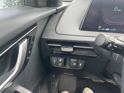 Used 2024 Kia EV6 GT-Line image 25