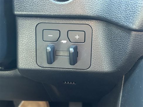 Used 2025 Toyota Tundra SR5 image 29