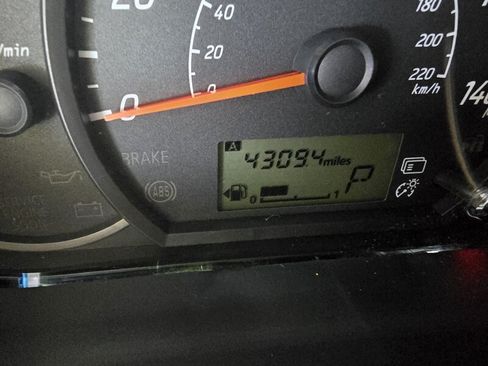 Used 2024 Mitsubishi Mirage ES FWD image 26