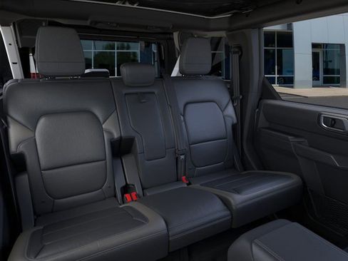 New 2025 Ford Bronco Outer Banks image 34