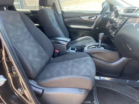 Used 2016 Nissan Rogue SV AWD/4WD image 10