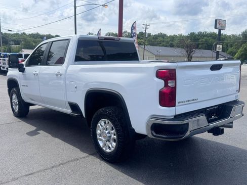 Used 2023 Chevrolet Silverado 2500 LT AWD/4WD image 5