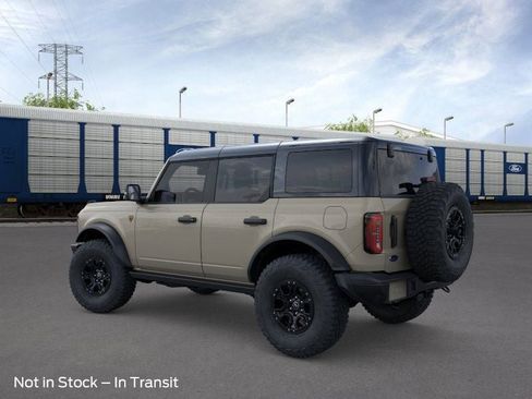 New 2025 Ford Bronco Badlands image 4