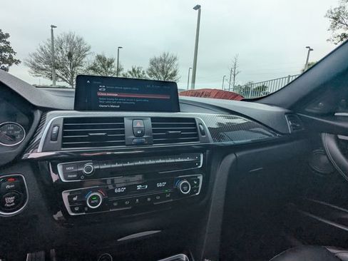 Used 2018 BMW M3 RWD image 15