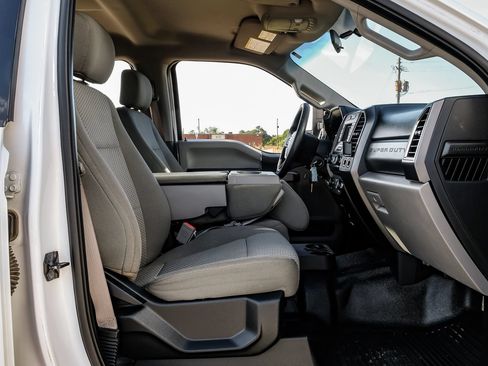 Used 2018 Ford F250 XLT AWD/4WD image 26
