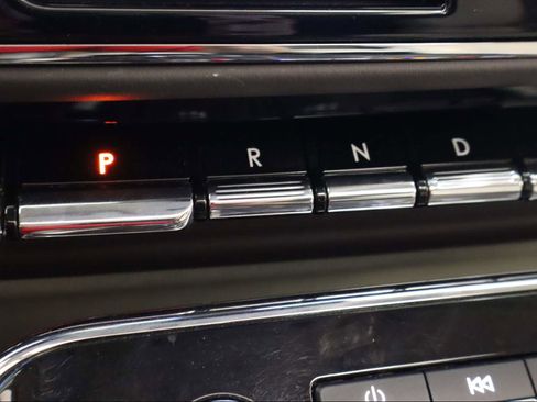 Used 2021 Lincoln Navigator Black Label image 10