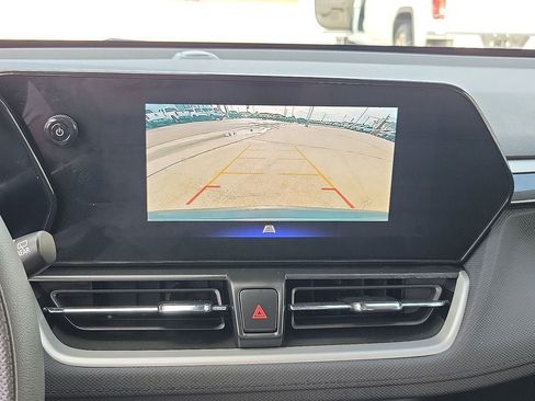 Used 2025 Chevrolet TrailBlazer LS w/ LS Convenience Package FWD image 16