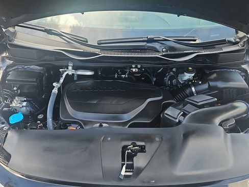 Certified 2025 Honda Odyssey EX-L image 18