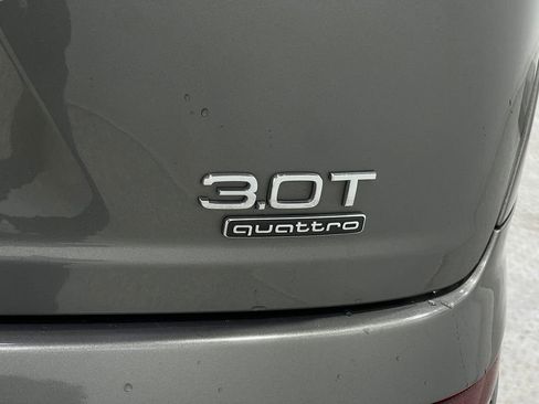 Used 2018 Audi Q7 3.0T Premium Plus w/ Premium Plus Package image 42