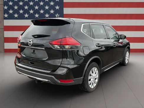 Used 2017 Nissan Rogue S FWD image 4