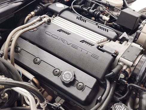 Used 1994 Chevrolet Corvette Coupe image 39