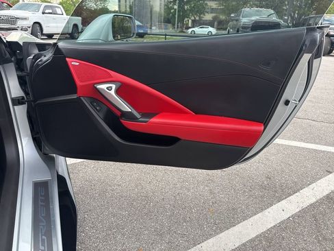 Used 2016 Chevrolet Corvette Z06 w/ 3LZ Preferred Equipment Group image 13