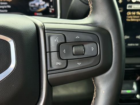 Used 2025 GMC Sierra 2500 AT4 AWD/4WD image 17