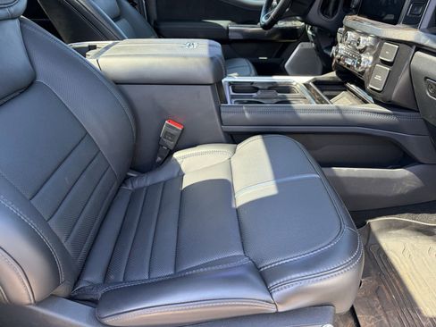 Used 2026 Ford F350 Platinum w/ Tremor Off-Road Package AWD/4WD image 8