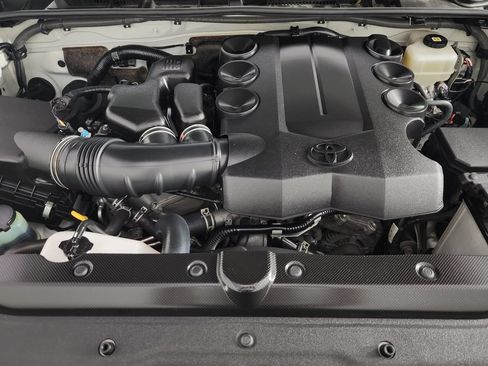 Used 2021 Toyota 4Runner Nightshade AWD/4WD image 30