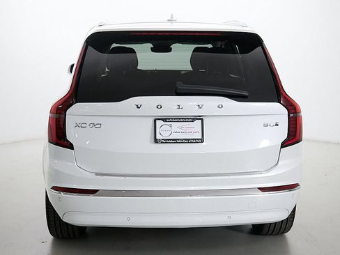 New 2026 Volvo XC90 B6 Plus w/ Protection Package AWD/4WD image 8