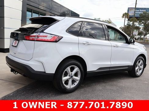 Used 2021 Ford Edge SE image 7