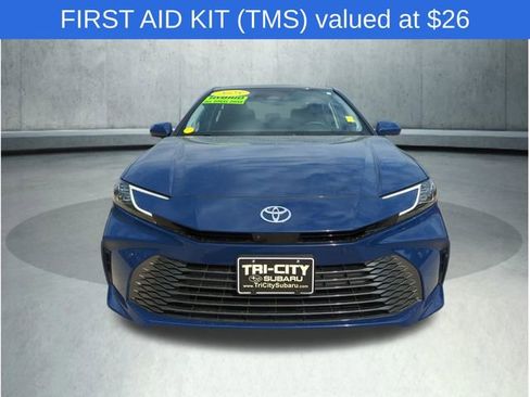Used 2025 Toyota Camry XLE w/ Premium Plus Package AWD/4WD image 11