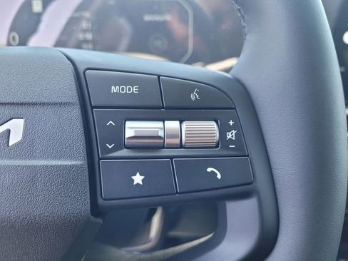 New 2026 Kia Sportage SX image 12