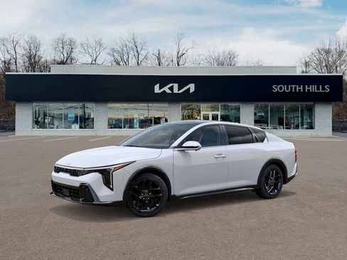 New 2025 Kia K4 GT-Line Turbo image 3