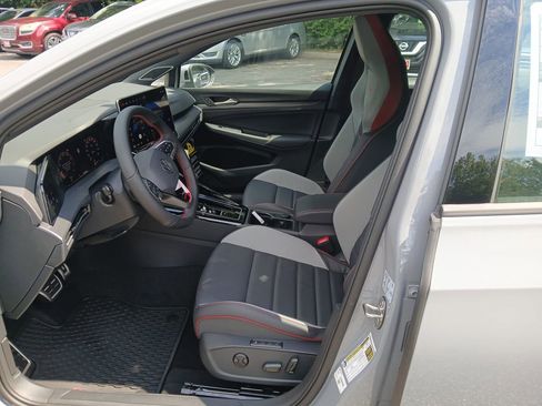 New 2025 Volkswagen GTI SE image 9