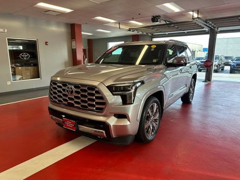 Used 2024 Toyota Sequoia Capstone AWD/4WD image 7