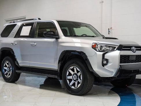 Used 2022 Toyota 4Runner TRD Off-Road image 5