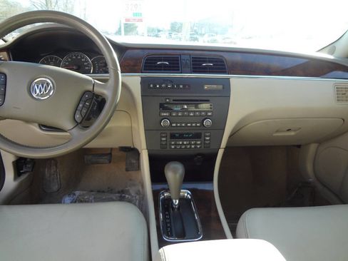 Used 2007 Buick LaCrosse CXL image 11