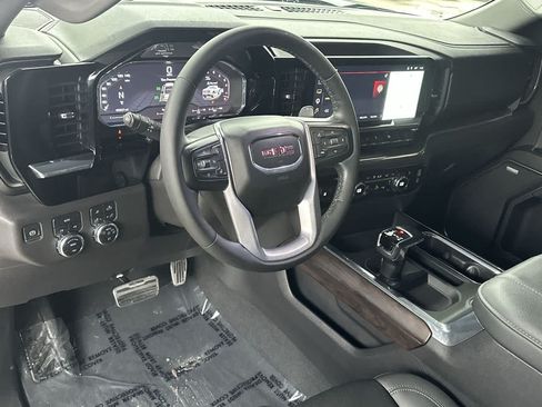 Used 2023 GMC Sierra 1500 SLT w/ SLT Premium Package AWD/4WD image 13