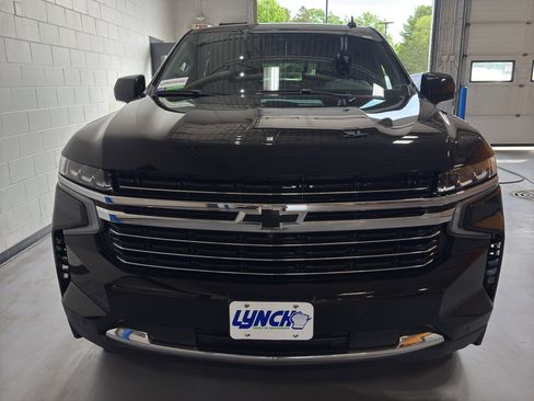 Used 2021 Chevrolet Tahoe LT w/ LT Signature Package AWD/4WD image 8