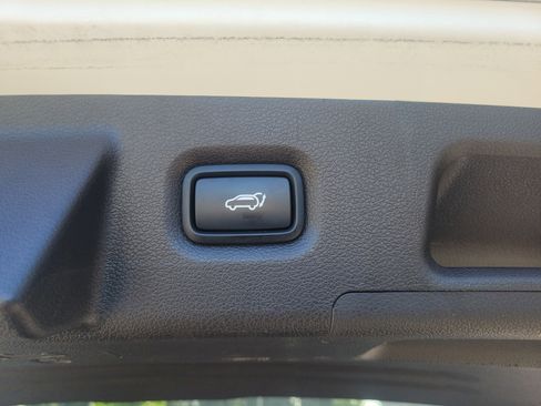 Used 2020 Hyundai Santa Fe SEL w/ Convenience + Premium Package FWD image 14