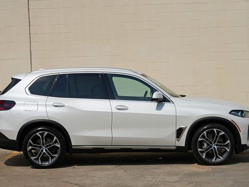 Used 2024 BMW X5 sDrive40i w/ Premium Package RWD image 57