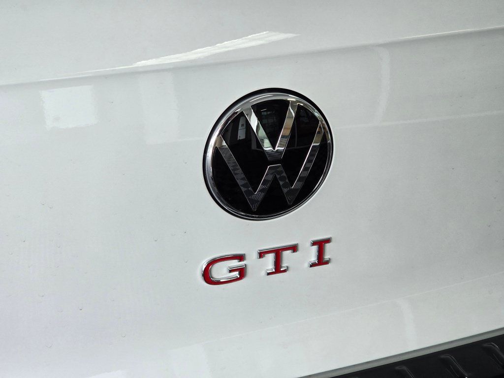 New 2026 Volkswagen GTI SE FWD image 14