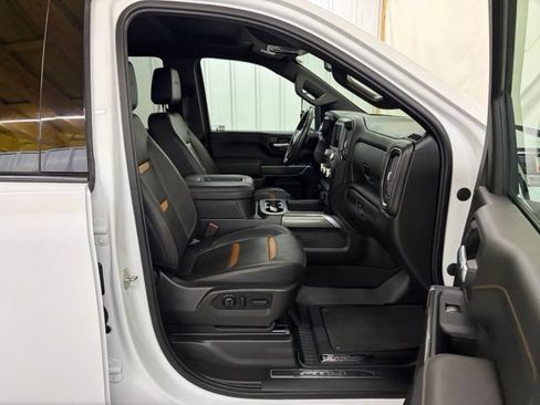 Used 2022 GMC Sierra 2500 AT4 w/ Gooseneck/5TH Wheel Package AWD/4WD image 35