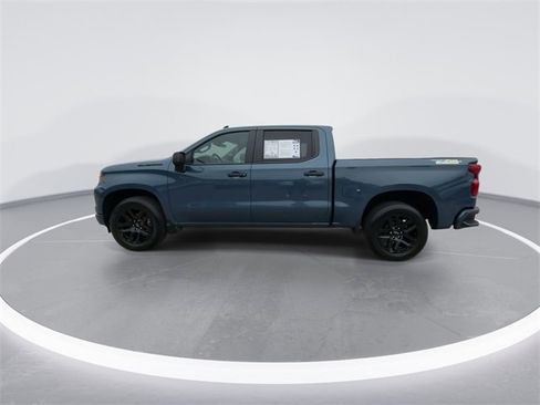 Used 2024 Chevrolet Silverado 1500 Custom w/ Dark Appearance Package image 5