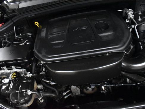 Used 2019 Jeep Grand Cherokee Altitude image 10