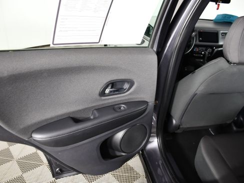 Used 2020 Honda HR-V Sport image 44