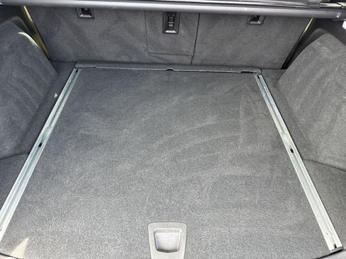 Used 2018 Cadillac XT5 Luxury w/ Driver Awareness Package image 32