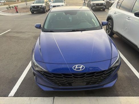 Used 2023 Hyundai Elantra SEL w/ Convenience Package image 8