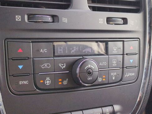 Used 2013 Dodge Grand Caravan R/T w/ Trailer Tow Group image 35