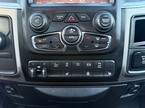 Used 2017 RAM 3500 Lone Star image 32