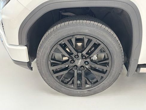 Used 2024 GMC Sierra 1500 Denali Ultimate image 27