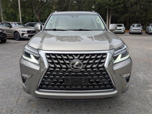 Used 2023 Lexus GX 460 Premium image 9