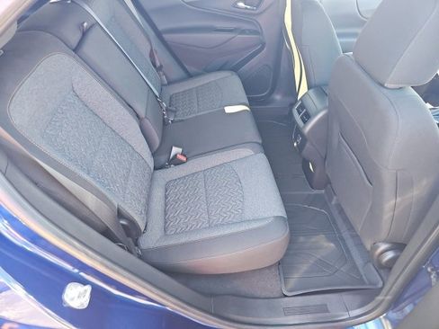Used 2022 Chevrolet Equinox LT image 11