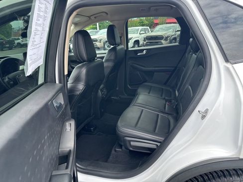 Used 2020 Ford Escape SEL FWD image 9